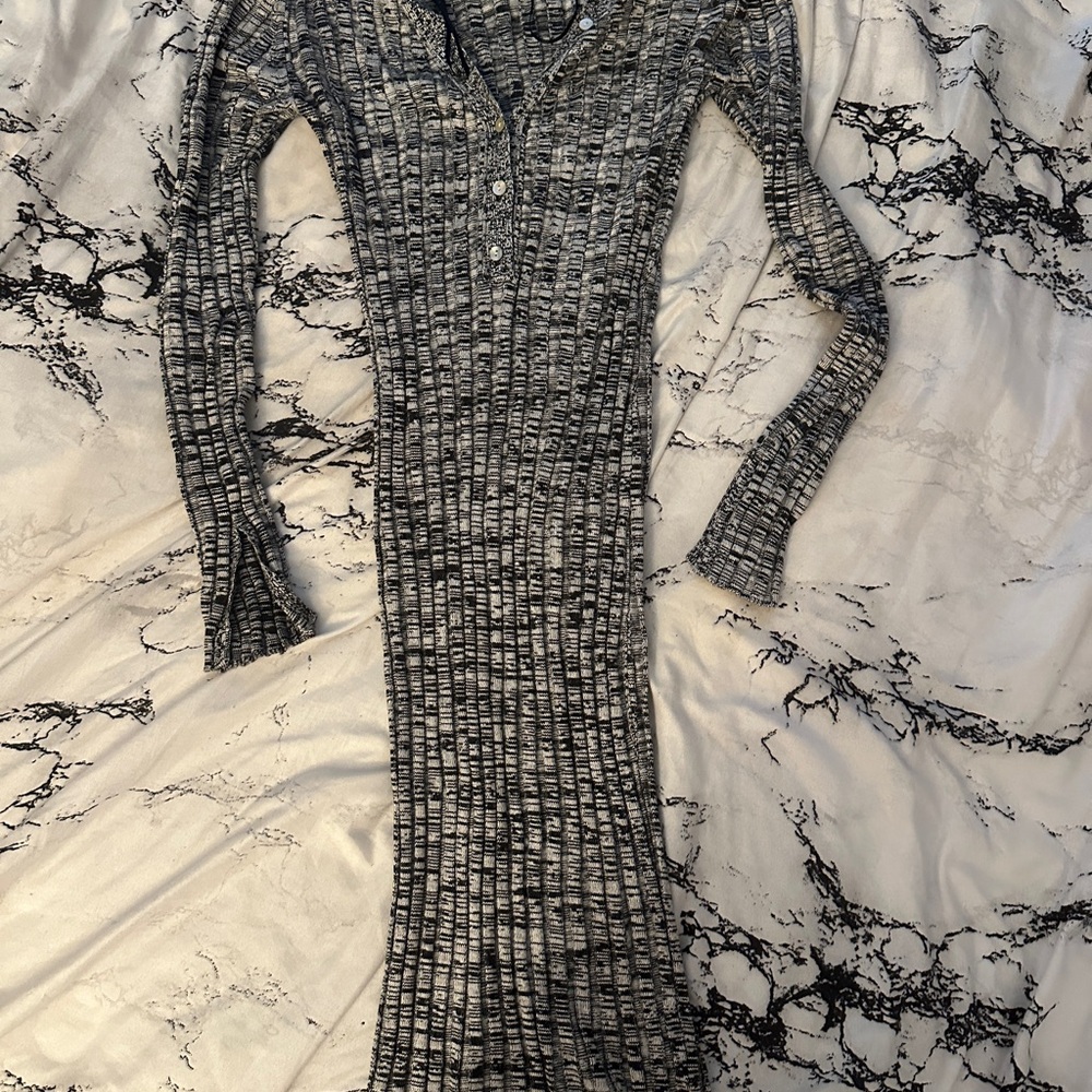Willow & wind long sleeve dress size extra small good condition